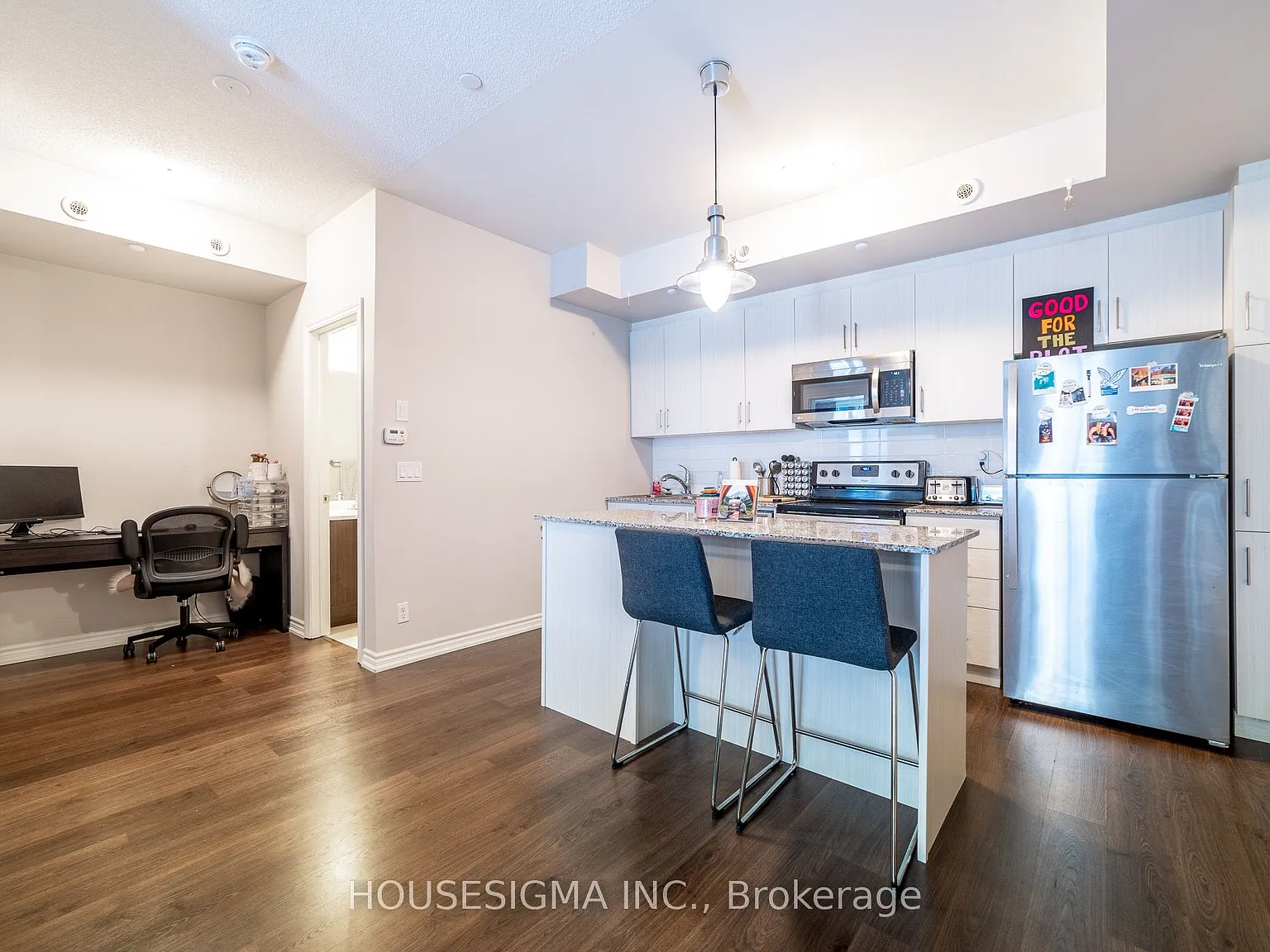 2 bed, $2,250 — Photo 1