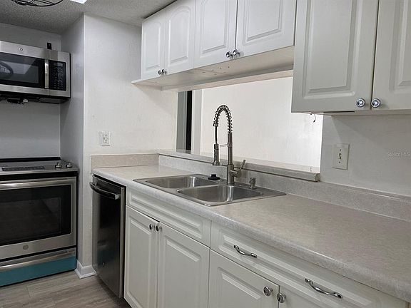 4th image of 9940 7th Way N APT 201