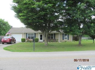 724 Jimmy Fisk Rd, Hazel Green, AL 35750