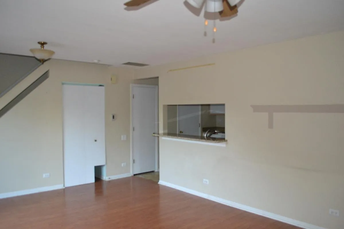 Building Photo - 437 Valley Forge Ct