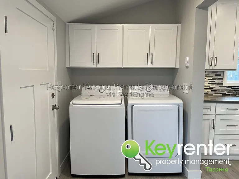1827 S Washington St — Photo 12