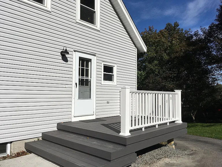 90 Government St — Photo 19