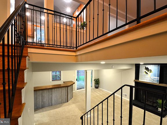 2nd image of 6900 Stonebridge Ct