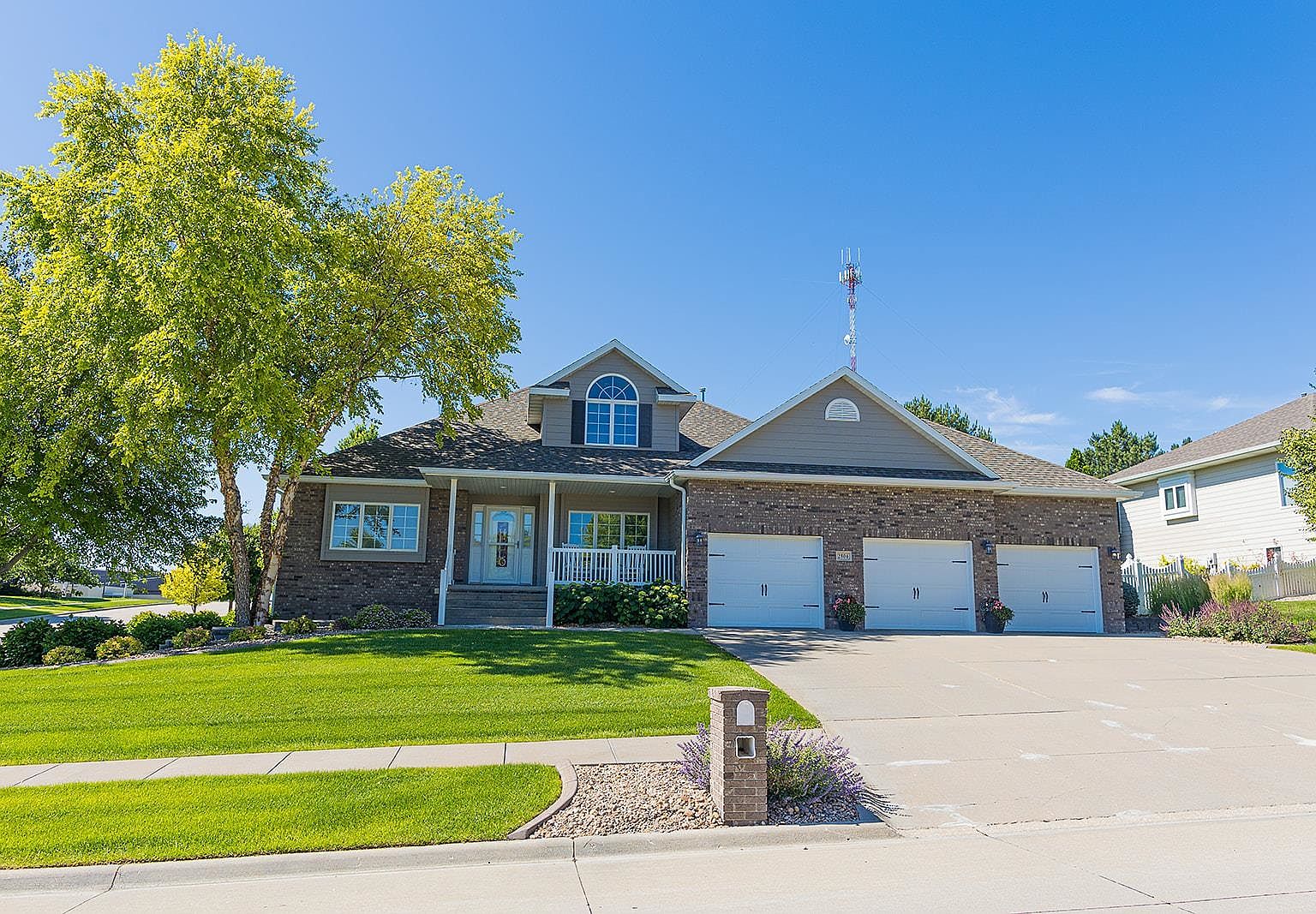 2804 W 44th St, Kearney, NE 68845 Zillow