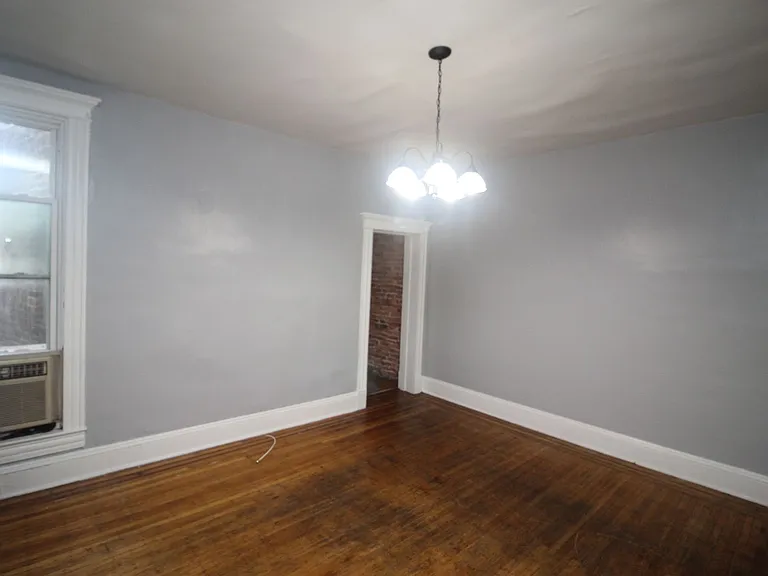 3010 Guilford Ave — Photo 10