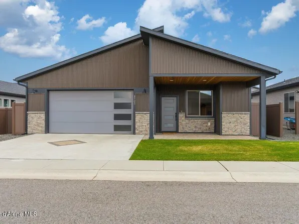 8703 W Hood St, Rathdrum, ID 83858