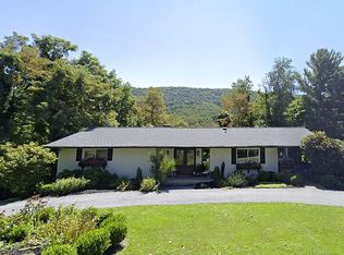 316 Ridgecrest Rd, Bluefield, WV 24701