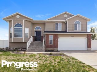 2281 W 1300 N, Layton, UT 84041