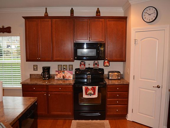 4th image of 3029 Maple Knot Ln