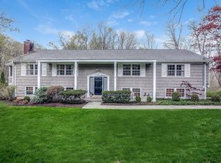 7 Colonial Ct, Armonk, NY 10504