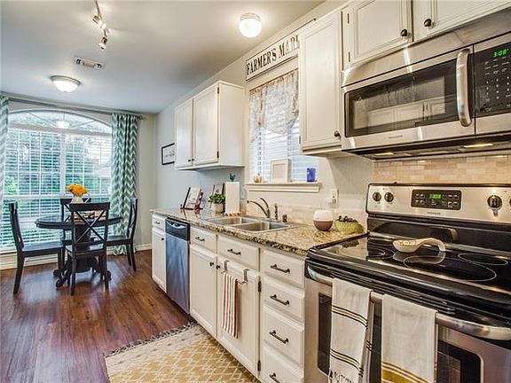 4th image of 3605 Brett Dr