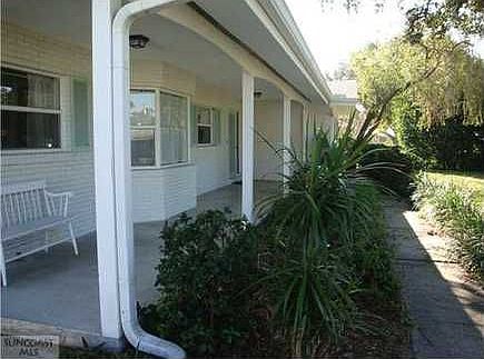 2nd image of 1011 Oak Lake Dr