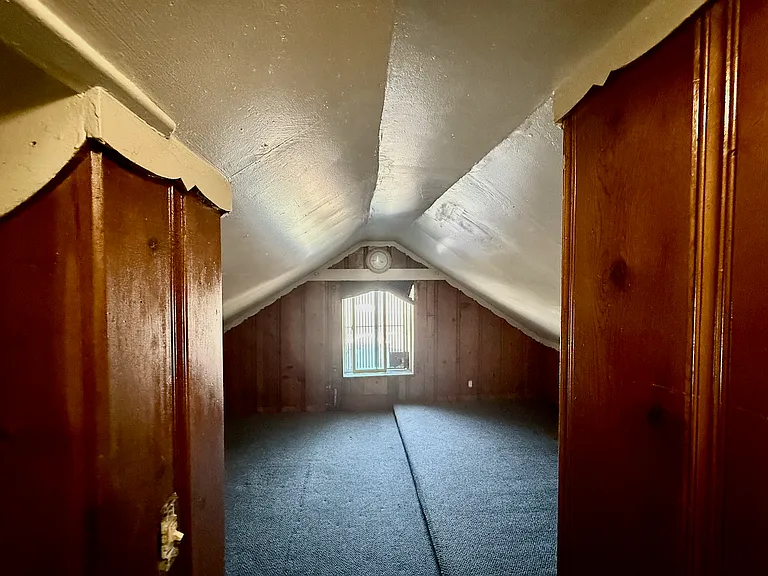 Peralta Ave — Photo 3