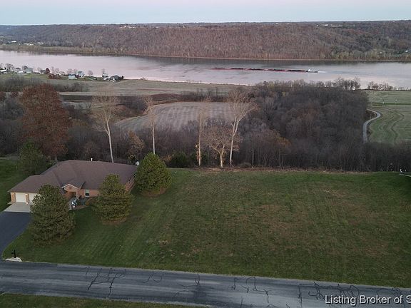 4th image of 3155 S River Bluff Drive