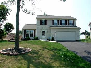 1st image of 19 Country Village Ln