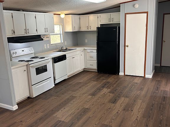2nd image of 200 Tranquility Dr