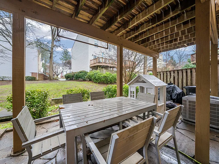 12224 Wye Oak Commons Cir #56 — Photo 10