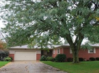 706 N Windsor Dr, Marion, IN 46952