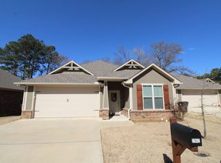 2942 Meadow Brook Trails, Tyler, TX 75701