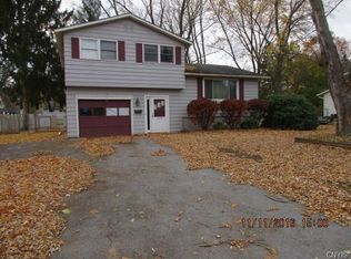 7673 Linda Rd, North Syracuse, NY 13212