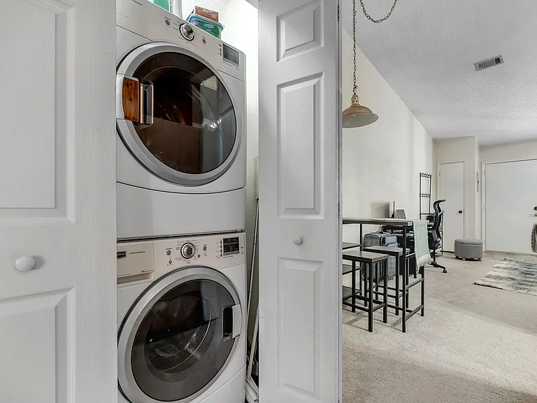 2203 Sandpiper St — Photo 12