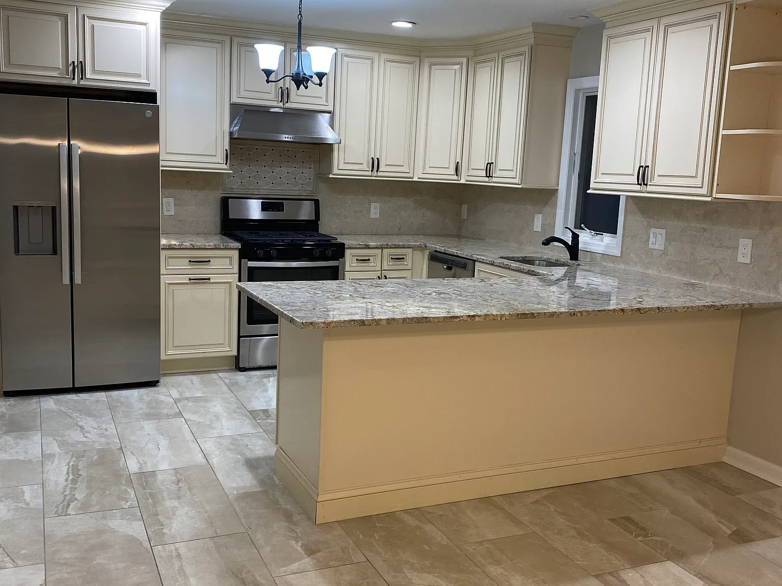 3 bed, $3,100 — Photo 2