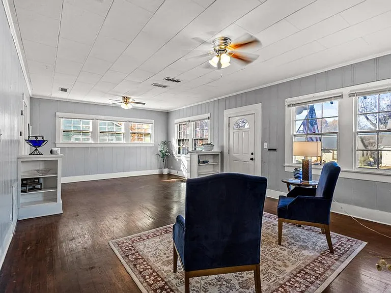 1310 W Morton St — Photo 11