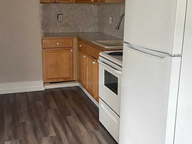 809 S I St #306 — Photo 4