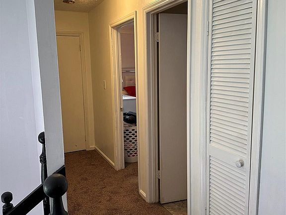 4th image of 2106 Powderhorn Ct