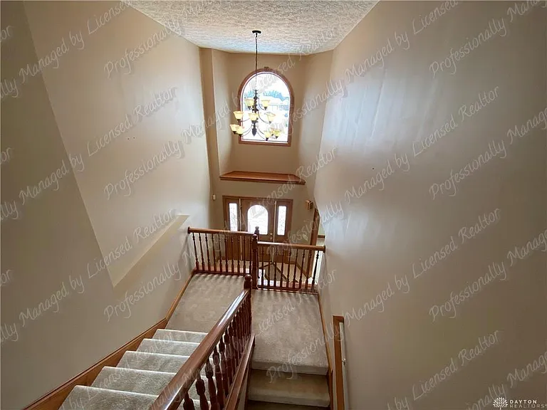 6353 Charlotte Ct — Photo 26