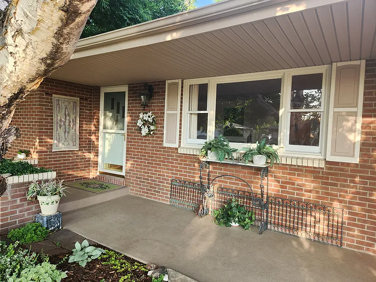 1723 Del Norte Ave — Photo 3