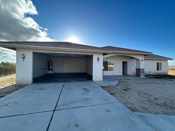 2nd image of 16448 Village Dr