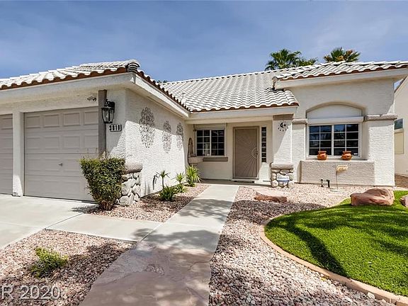 3rd image of 3810 Yorba Linda Dr