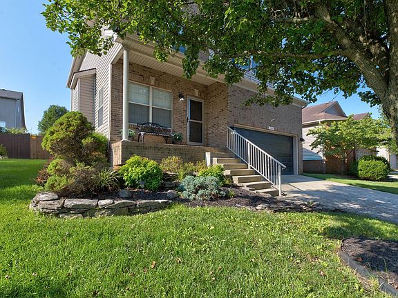 3rd image of 106 Furlong Ct