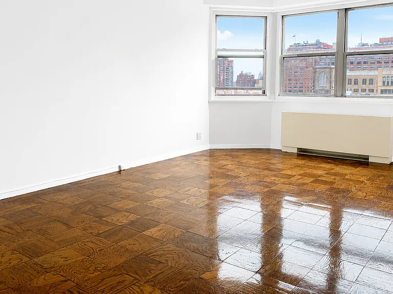 360 W 22nd St #11N — Photo 4