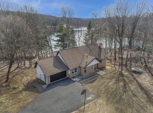 212 Edison Rd, Sparta, NJ 07871