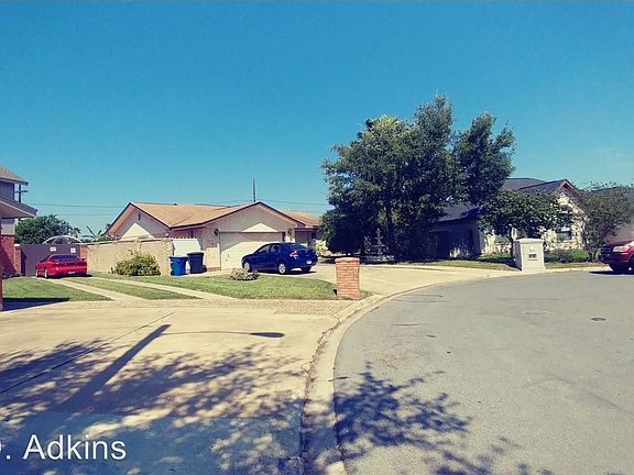 2nd image of 3501 N 25th Ln