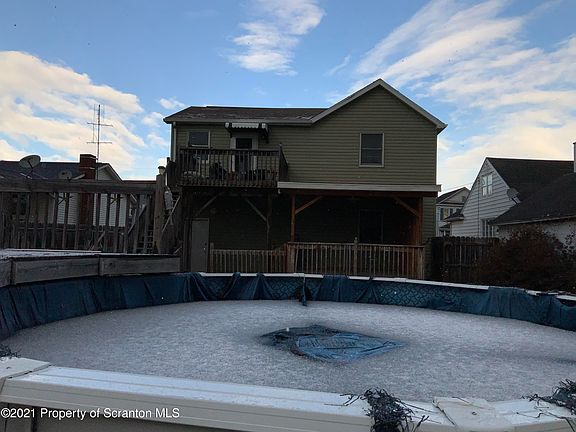 2nd image of 212 Sturges St