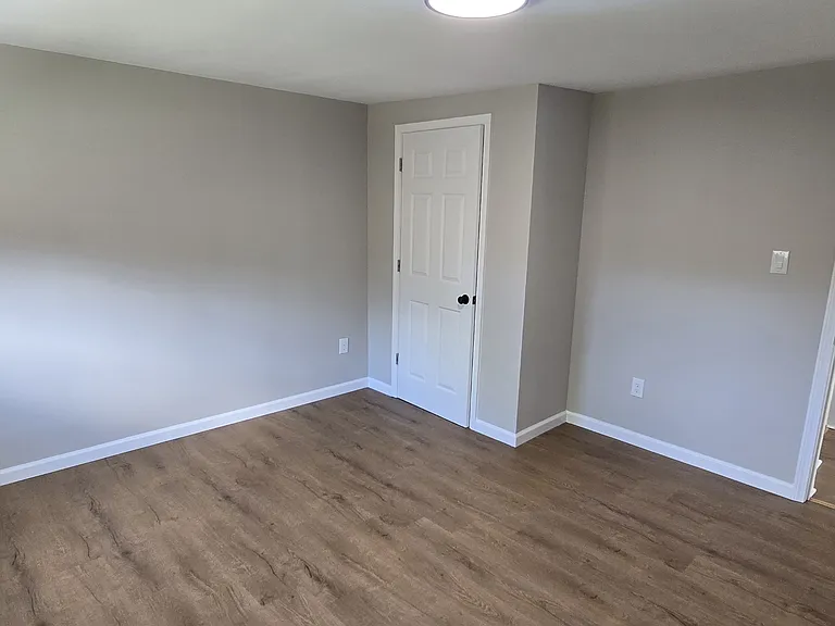 7114 South Dr — Photo 11