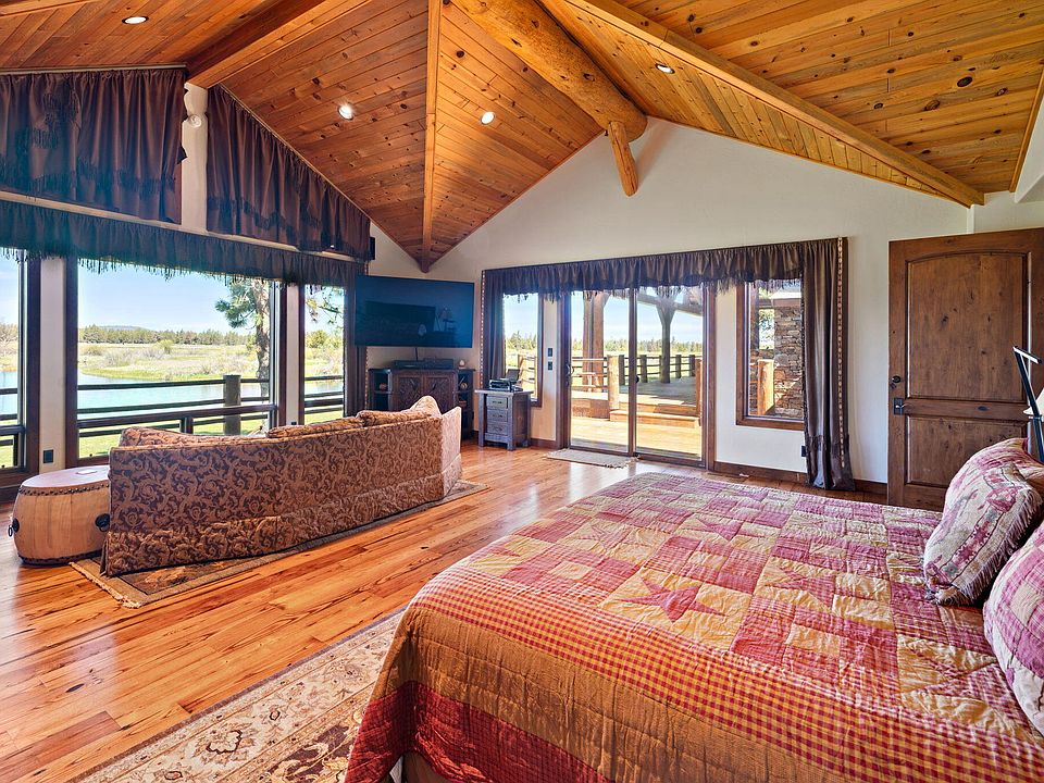 43rd image of this home