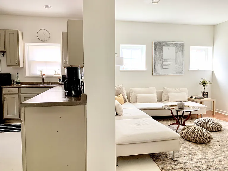 455 Monticello St — Photo 5