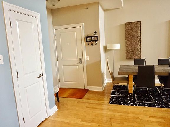 Entrance & coat closet