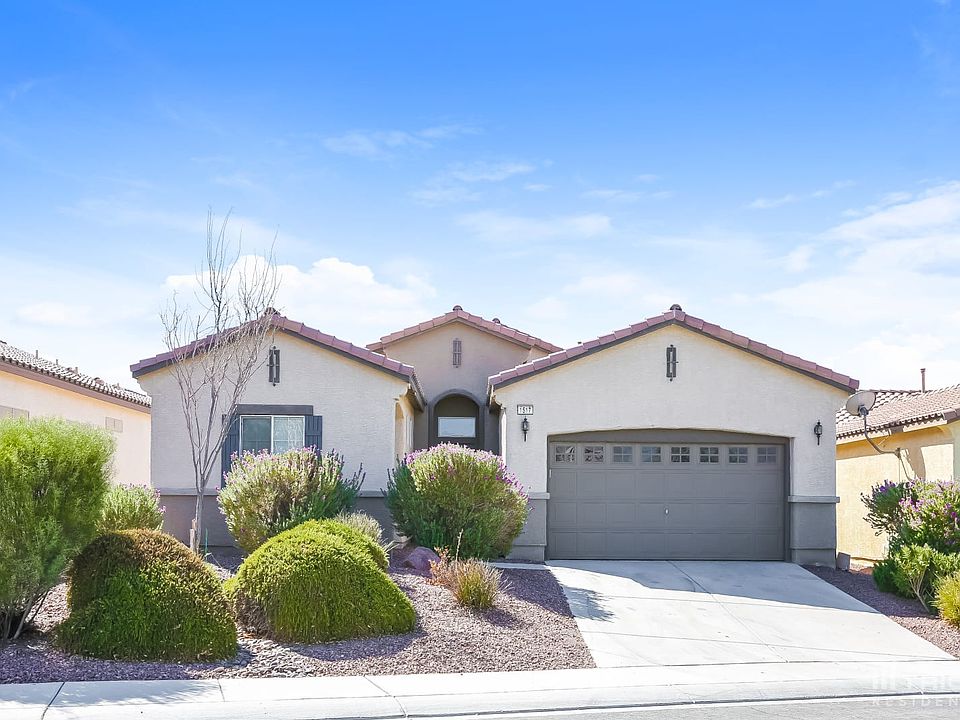 1st image of 1517 White Daisy Way