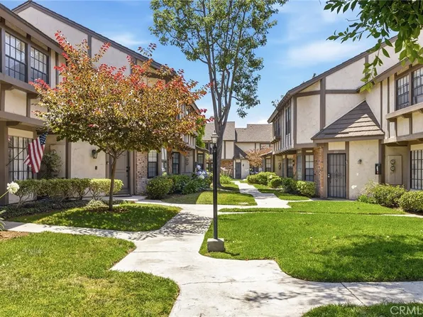 222 Kensington Ln, La Habra, CA 90631