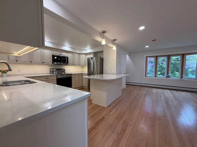 6 Griffin Ave #A — Photo 15