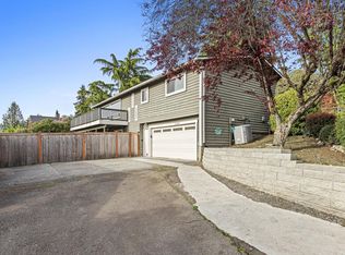 11014 NE 58th Pl, Kirkland, WA 98033