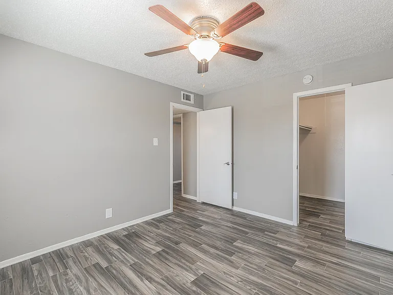 Davis Park Apartments — Photo 51
