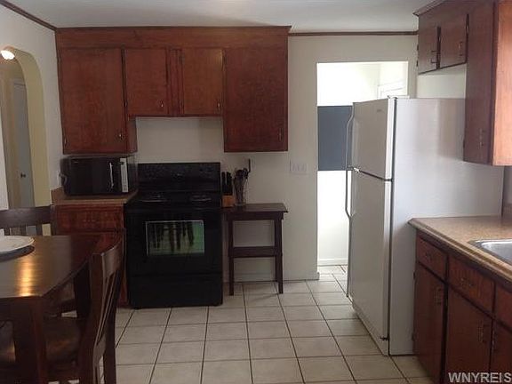 2nd image of 5177 S Park Ave
