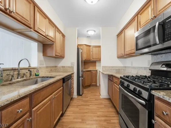 114 Henley Dr #114, Franklin Twp., NJ 08873