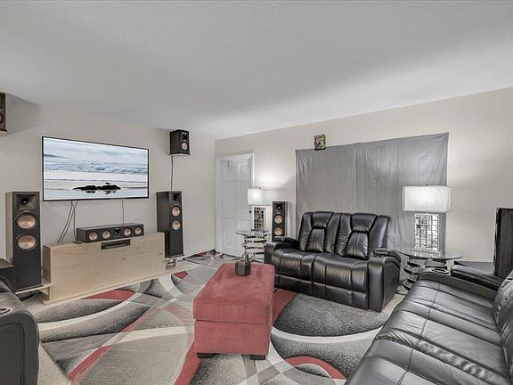 4th image of 2317 Saint Lucie Boulevard